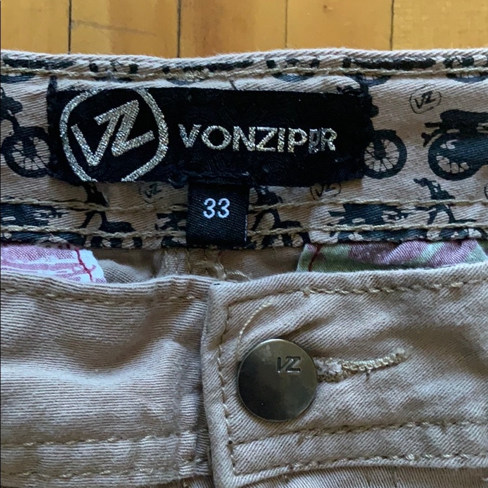 Selling cream pants - Picture 2 of 2